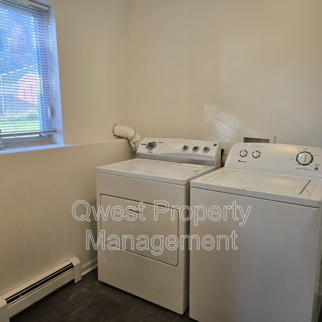 Photo - 3829 Silver Lake Rd Unidad #3