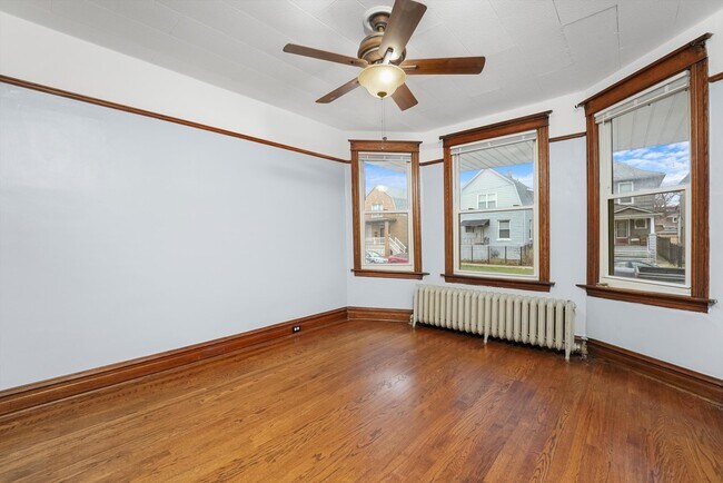 Photo - 4128 W School St Unit 1
