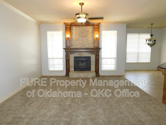 Photo - 1100 Kelsi Dr