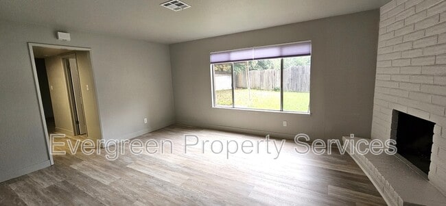 Building Photo - 5787 Haskell Ave