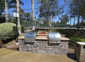 800 E Bobier Dr Unidad C002