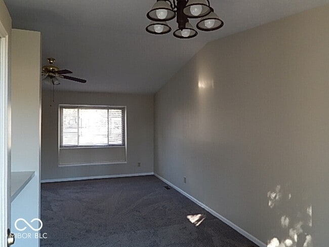 Photo - 561 Boonesboro Rd