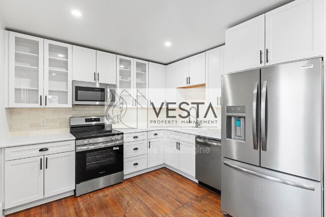 Photo - 114 Richmond Ave