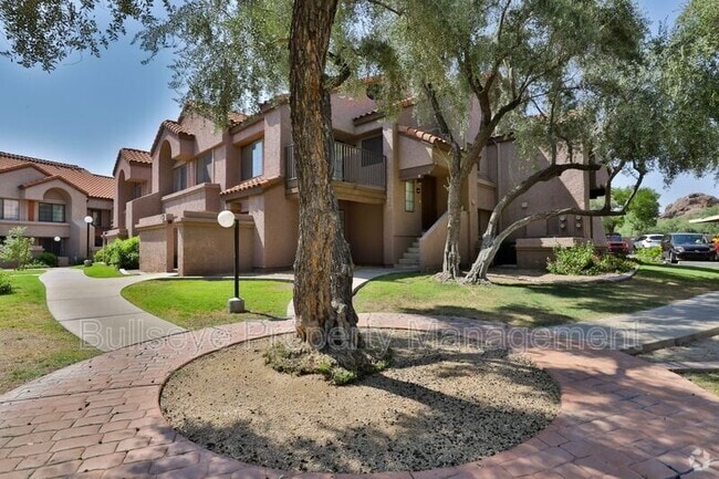 Building Photo - 925 N College Ave Unit A204 Rental