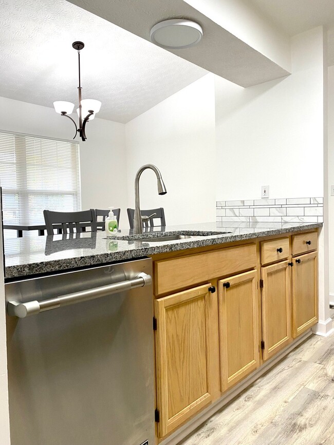 Photo - 4964 Abberton Ct