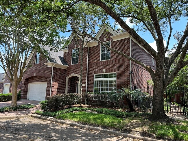 Photo - 17 Ambleside Crescent Dr