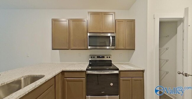 Photo - 6136 Taramore Ln NW