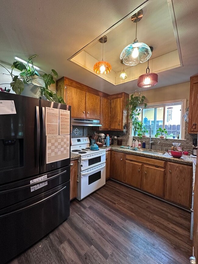 Photo - 1506 Manzanita Ln
