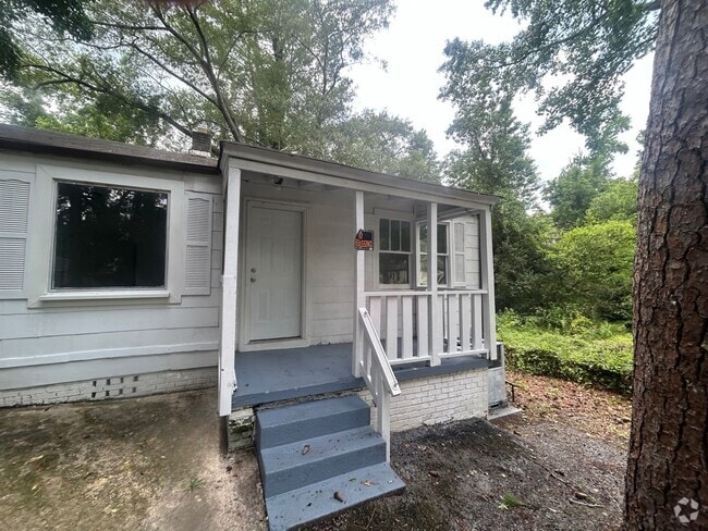 Building Photo - 3805 Brewer St Rental