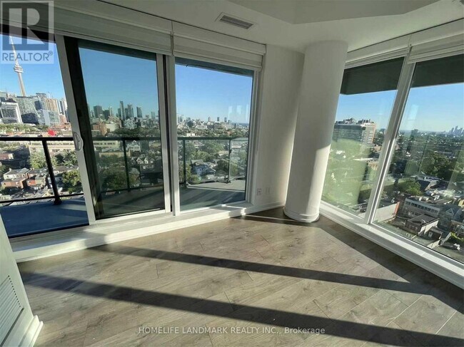 Photo - 297 College St Unit 1706