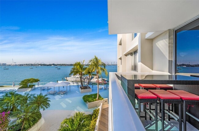 Photo - 1200 West Ave Unit 327