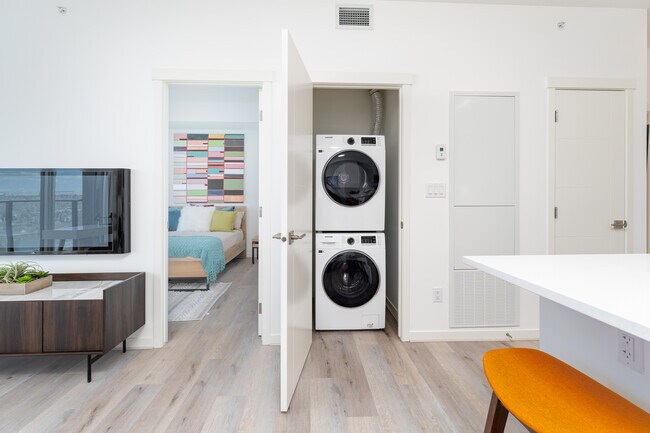 Unit 2203 1 Bed - The Hat 14 Street