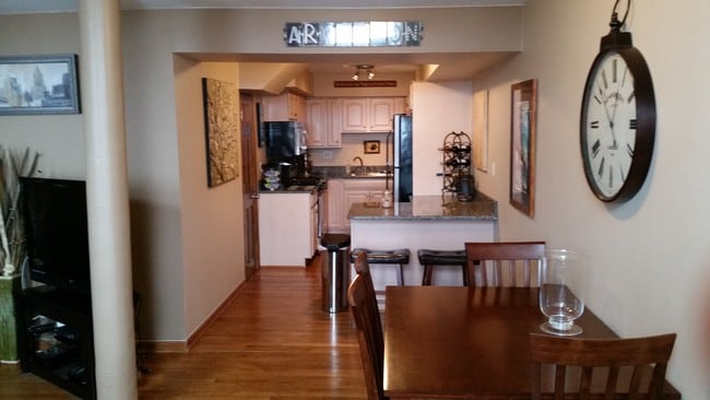 Photo - 400 McCarthy Rd Unit 417