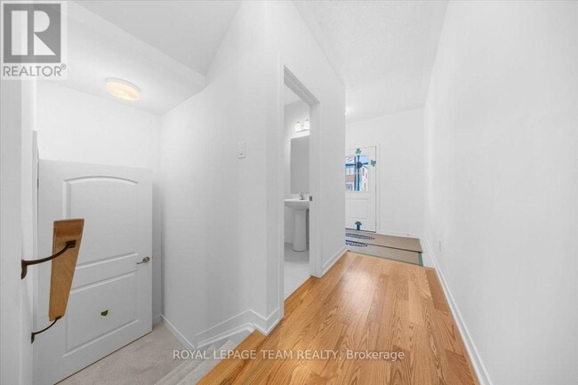 Photo - 737 Tincture Pl