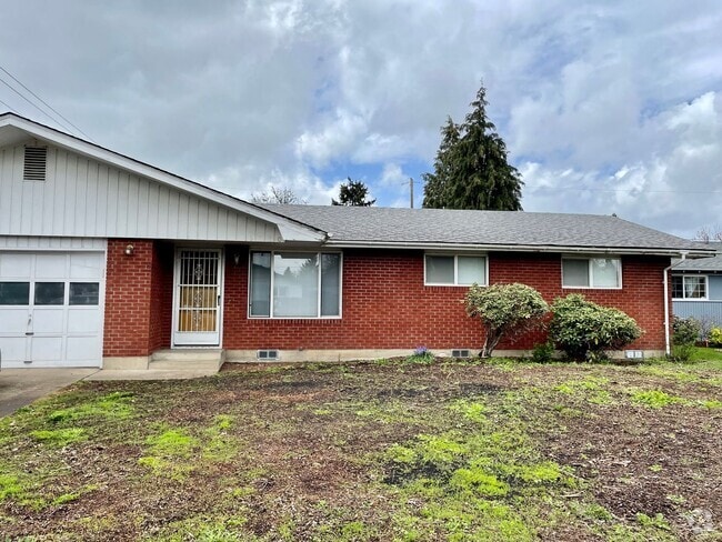Building Photo - We have the wonderful 3 bed/2 bath you’ve ... Rental