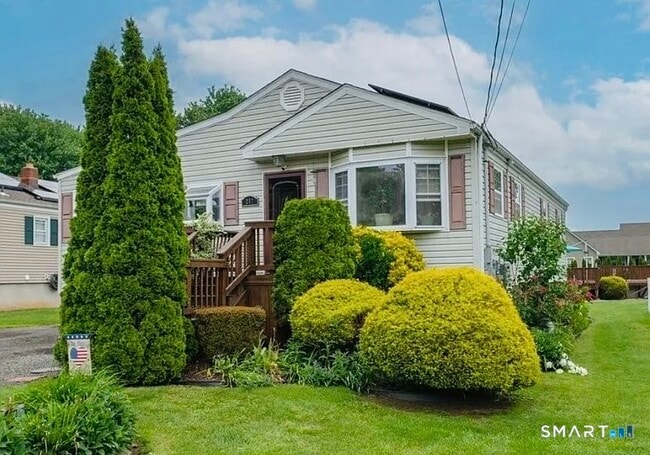 Photo - 217 Merwin Ave