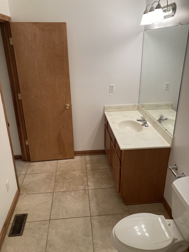 Bathroom 1 - 2721 Blossom Ave Townhome