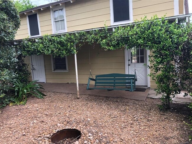 Photo - 208 Ave A