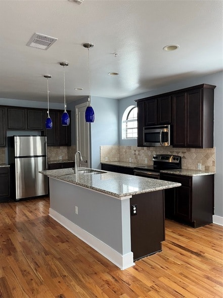 Photo - 315 W Clay St Unidad 201 Rental