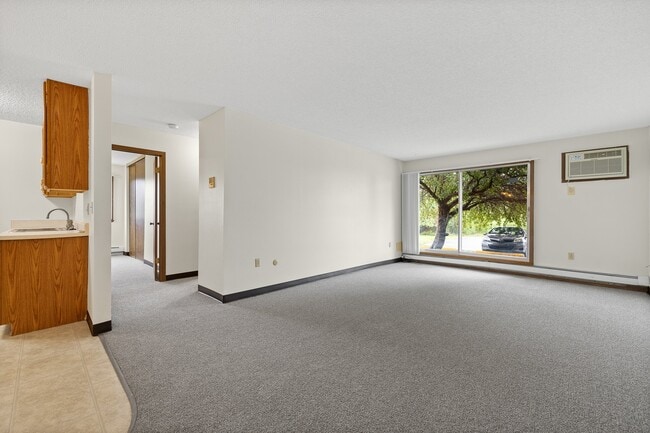 Country Bluff Apartments