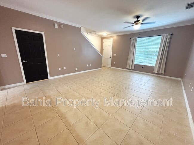 Photo - 14120 Oakham St