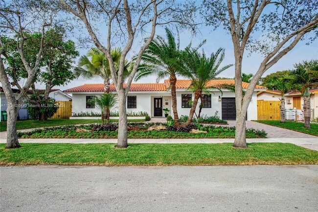 Photo - 9371 SW 62nd St Casa
