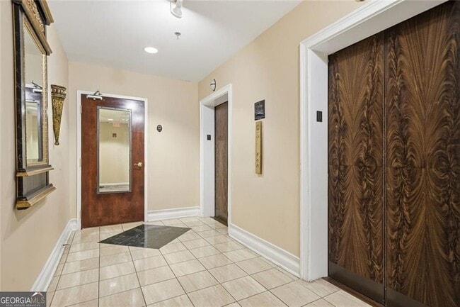 Photo - 32 Peachtree St Unit 1102