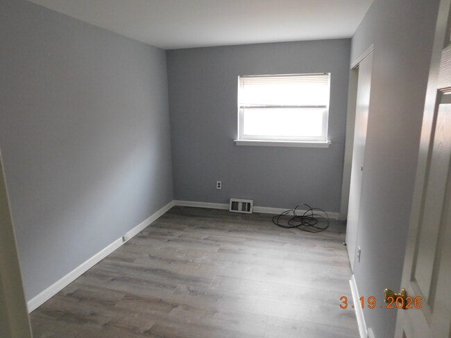 Photo - 2165 Benson St Unit 2nd Flr Apartment