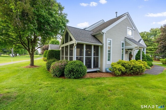 Photo - 5 Pierson Green