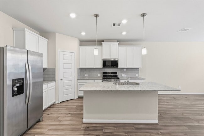 Photo - 1516 Lakeline Oak Dr