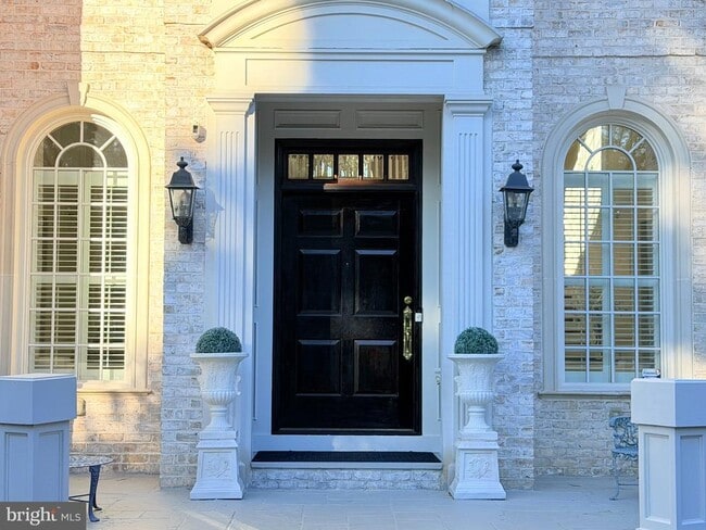 Photo - 1289 Ballantrae Farm Dr