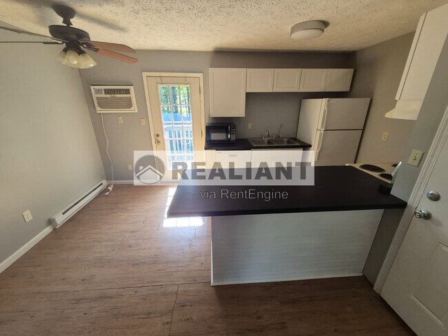 Photo - 105 Williams St Unit Apartment 3