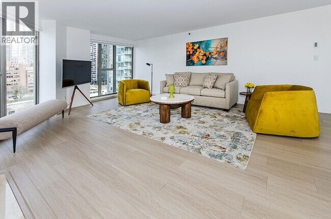 1000 Beach Ave Unit 1305
