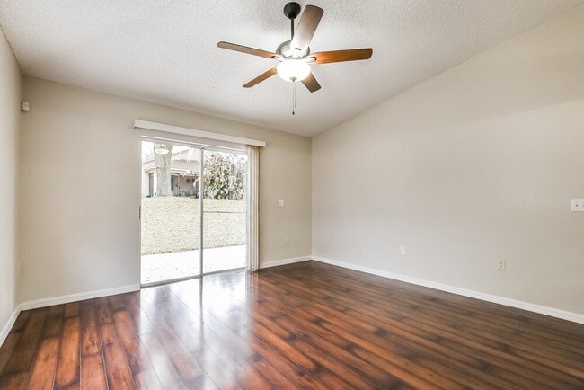 Photo - 762 Welch Hill Cir