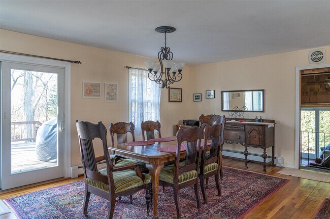 Photo - 155 Delmar Dr