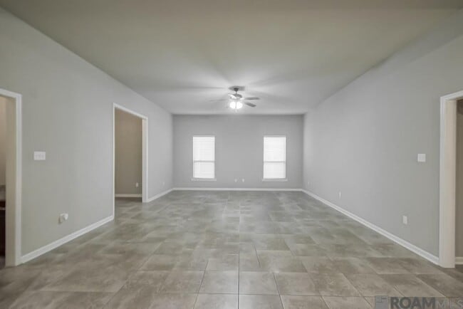 Photo - 641 Greenwich Dr