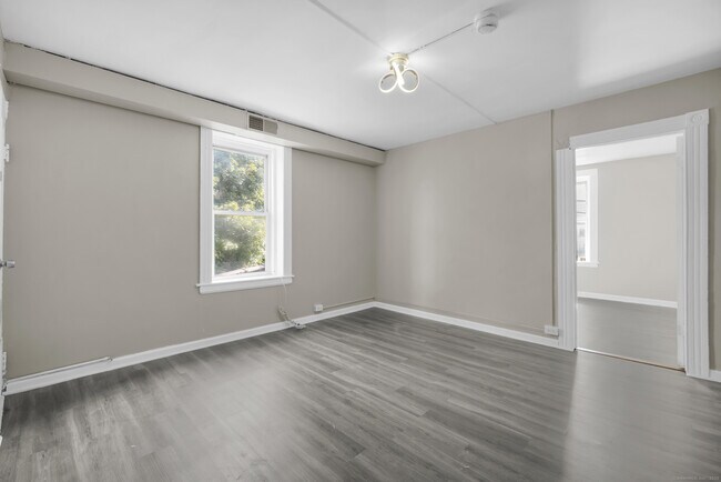 Photo - 45 Long Hill Rd Unit 2R