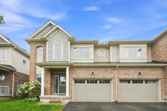 Building Photo - 45 Dominion Cres