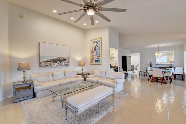 Building Photo - 15814 Loch Maree Ln Unit 3304 Rental