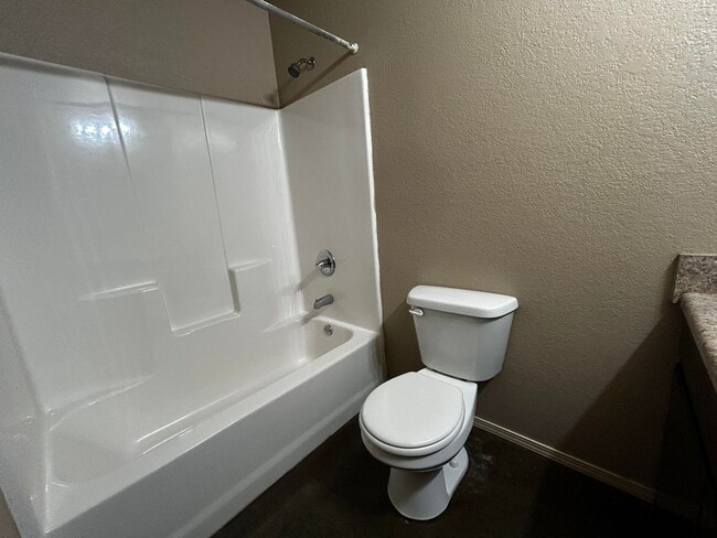 Photo - 603 Carson Rd