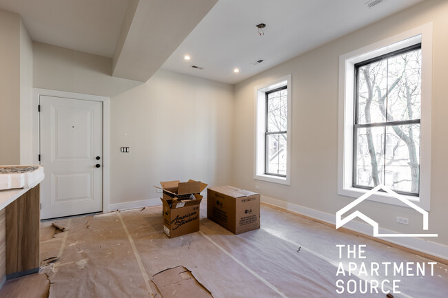 Photo - 1405 W Belden Ave Apartments Unit 2f