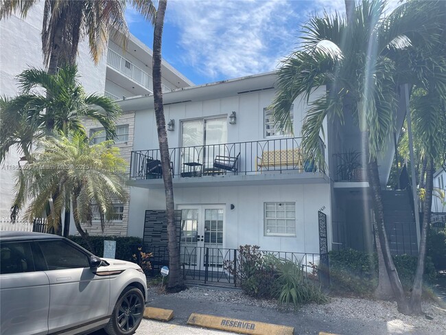 Building Photo - 1611 West Ave Unit 12A Rental