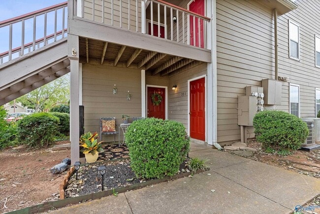 Building Photo - 351 Waters Edge Ln Unit 351 Waters Edge Ln