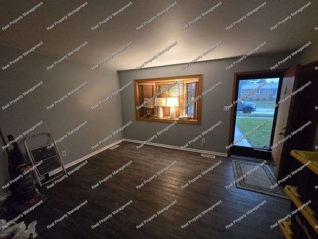 Photo - Three Bedroom Ranch