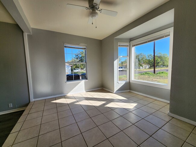 Photo - 1101 Clairmont St