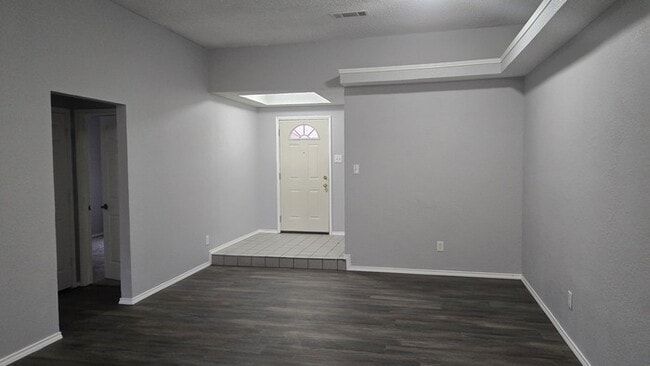 Photo - 6909 Club Creek Dr