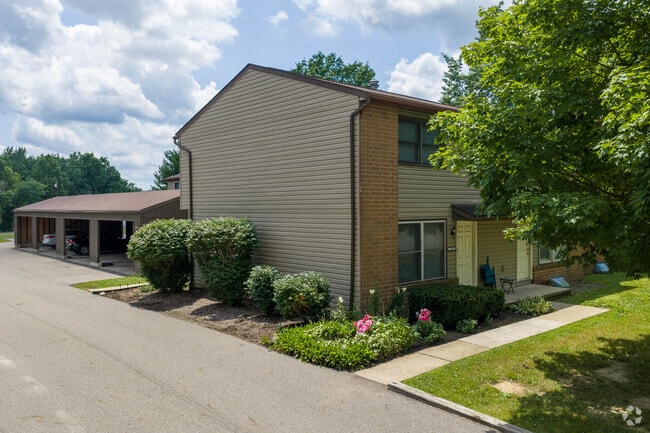Chapel Square Townhomes