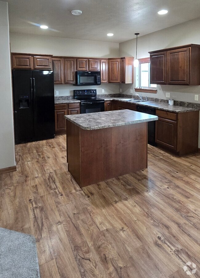 Building Photo - 8413 W 53rd St Rental
