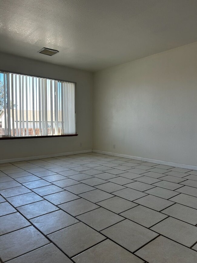 Photo - PLEASE CONTACT VAUGHN REALTY TO SET UP AN APPOINTMENT (760)446-6561