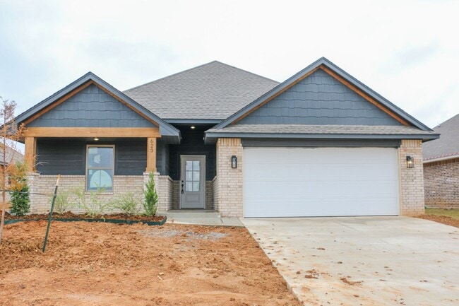 Building Photo - Brand New Home in Shawnee!